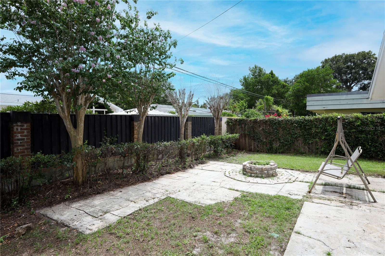 Image 46 of 49 For 2318 Castlewood Road