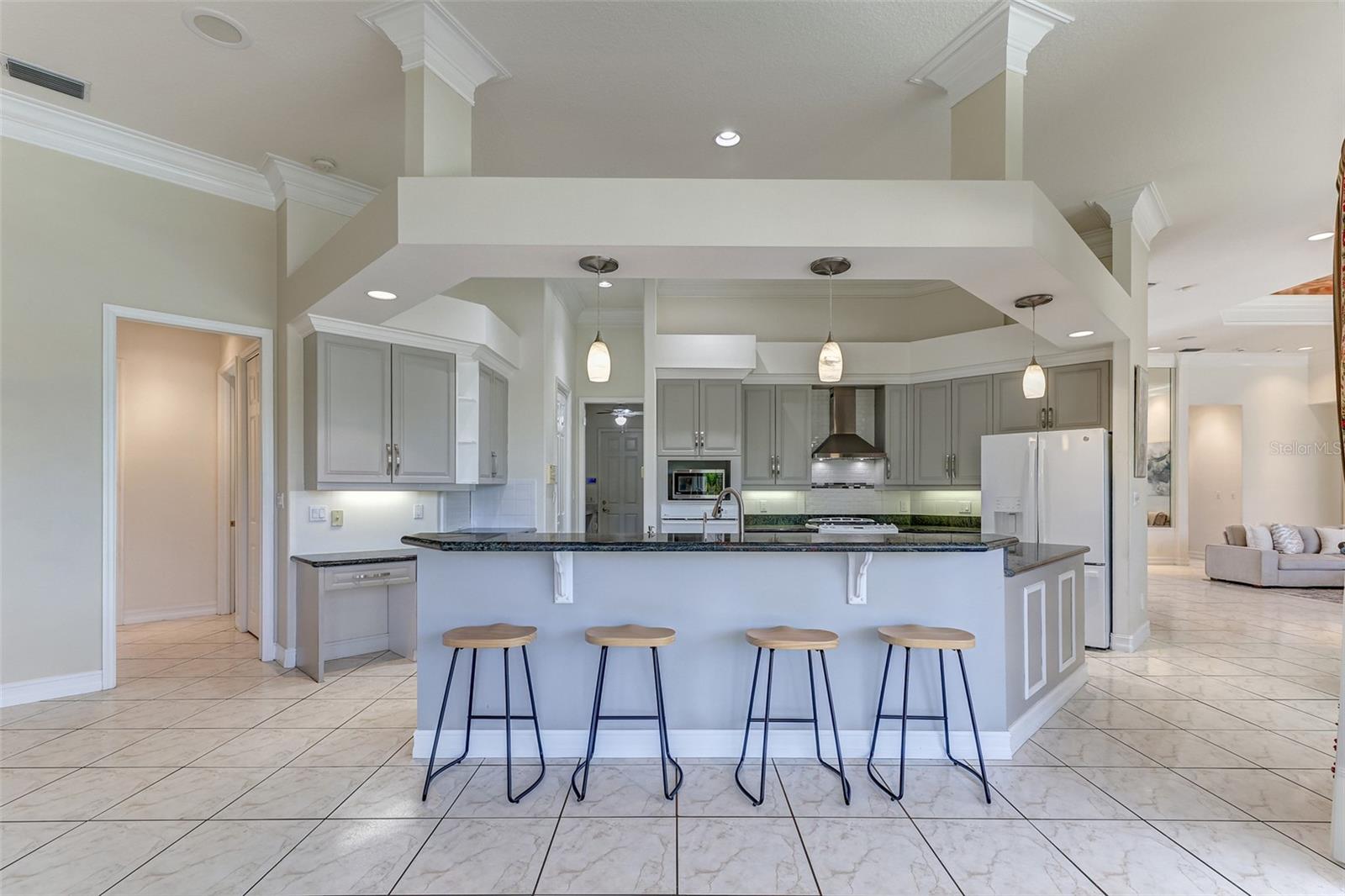 Image 14 of 56 For 1009 Monticello Court