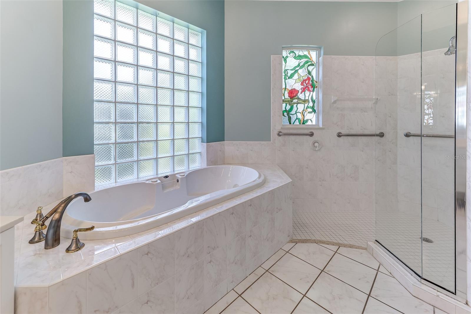 Image 23 of 56 For 1009 Monticello Court