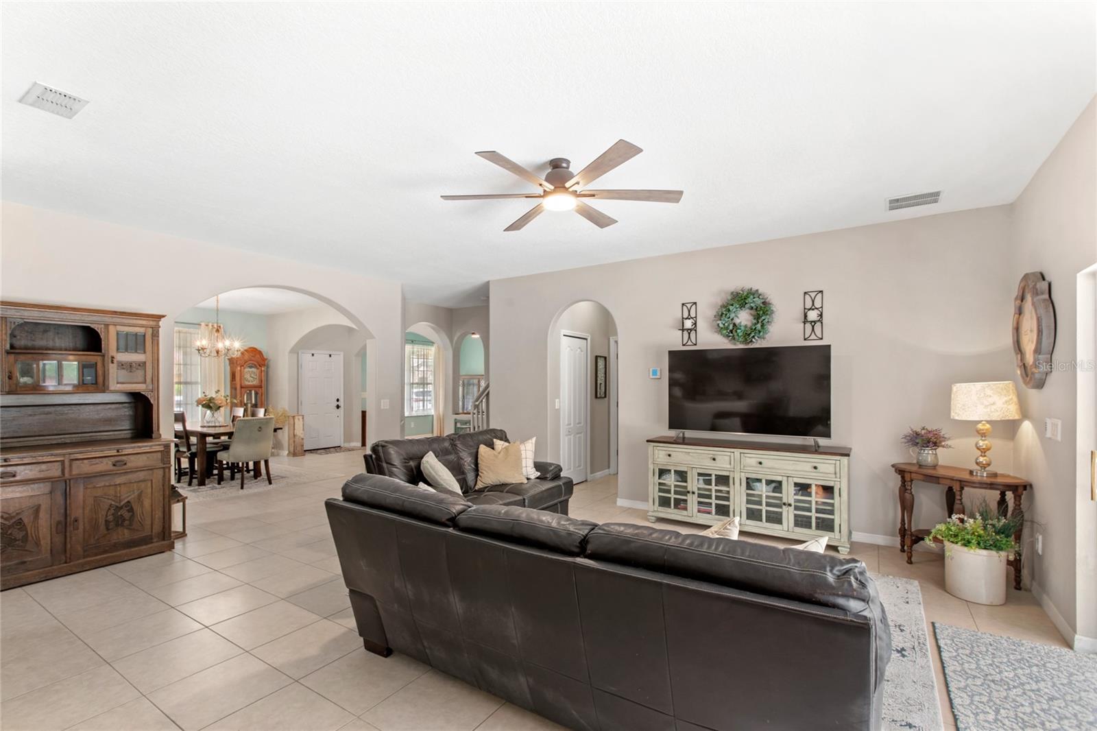 Image 16 of 41 For 16512 Cedar Run Drive