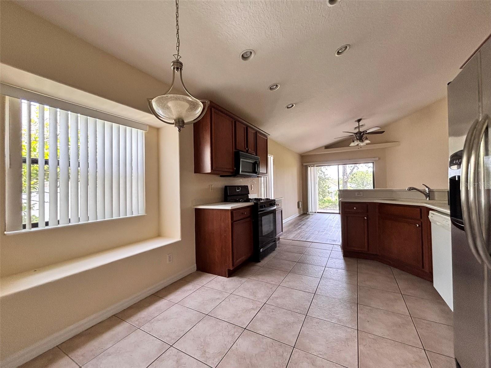 Image 10 of 16 For 10416 Stone Park Drive