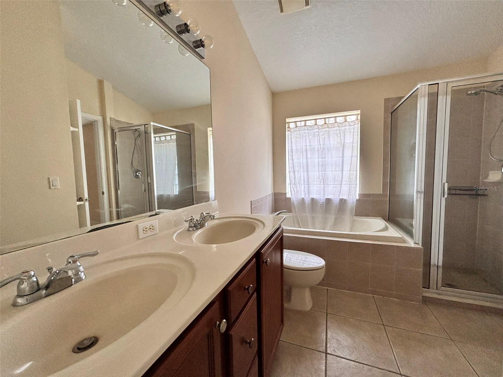 Image 12 of 16 For 10416 Stone Park Drive