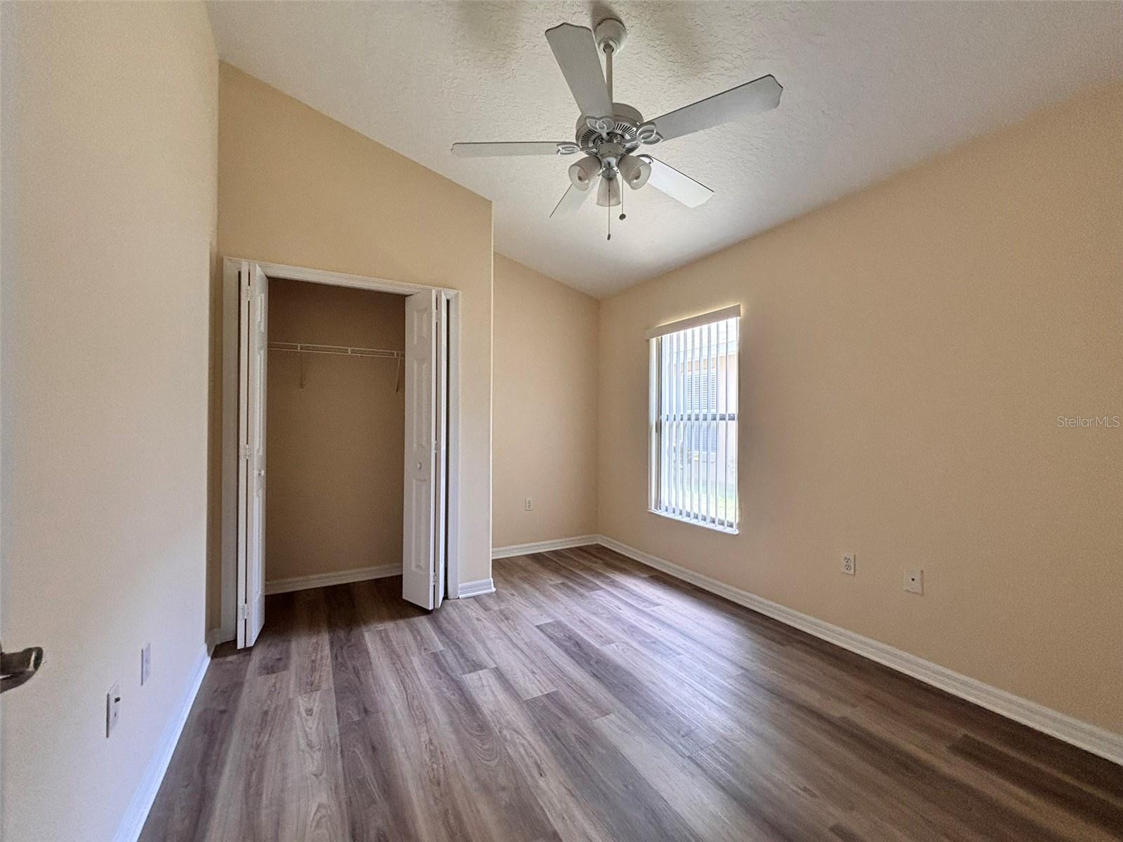 Image 7 of 16 For 10416 Stone Park Drive