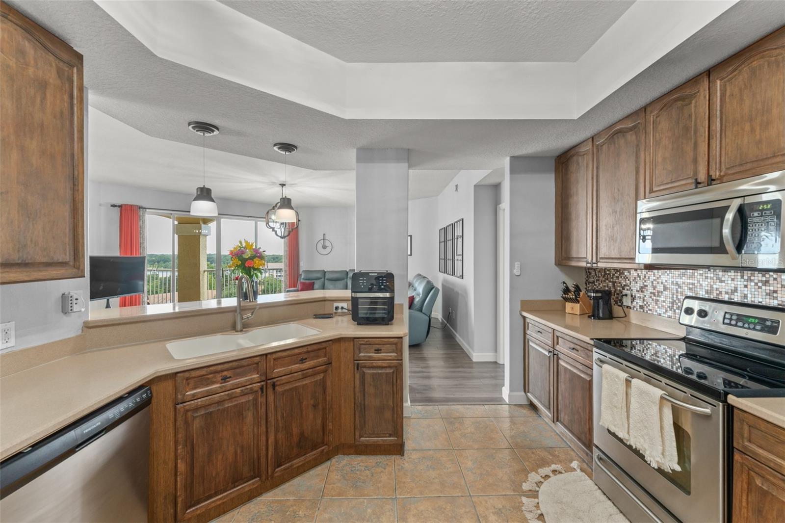 Image 11 of 53 For 6336 Buford Street 809