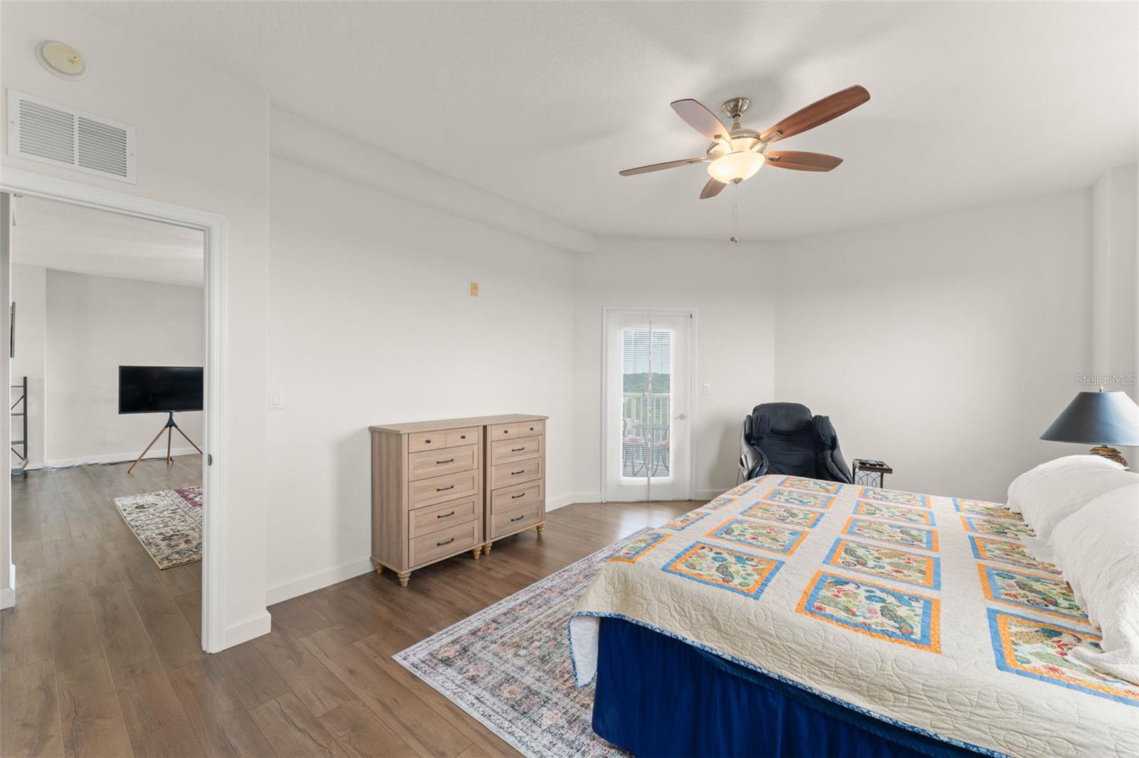 Image 16 of 53 For 6336 Buford Street 809