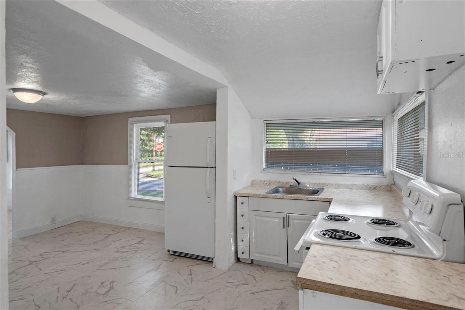 Image 7 of 22 For 322 Maple Avenue