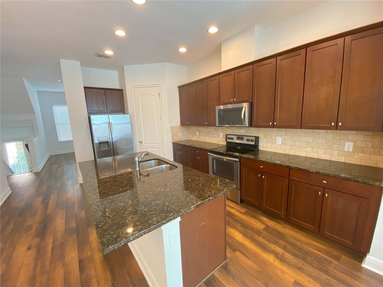 Image 10 of 31 For 1024 Parma Circle