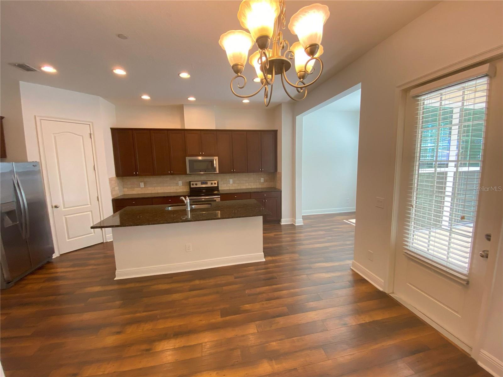 Image 11 of 31 For 1024 Parma Circle