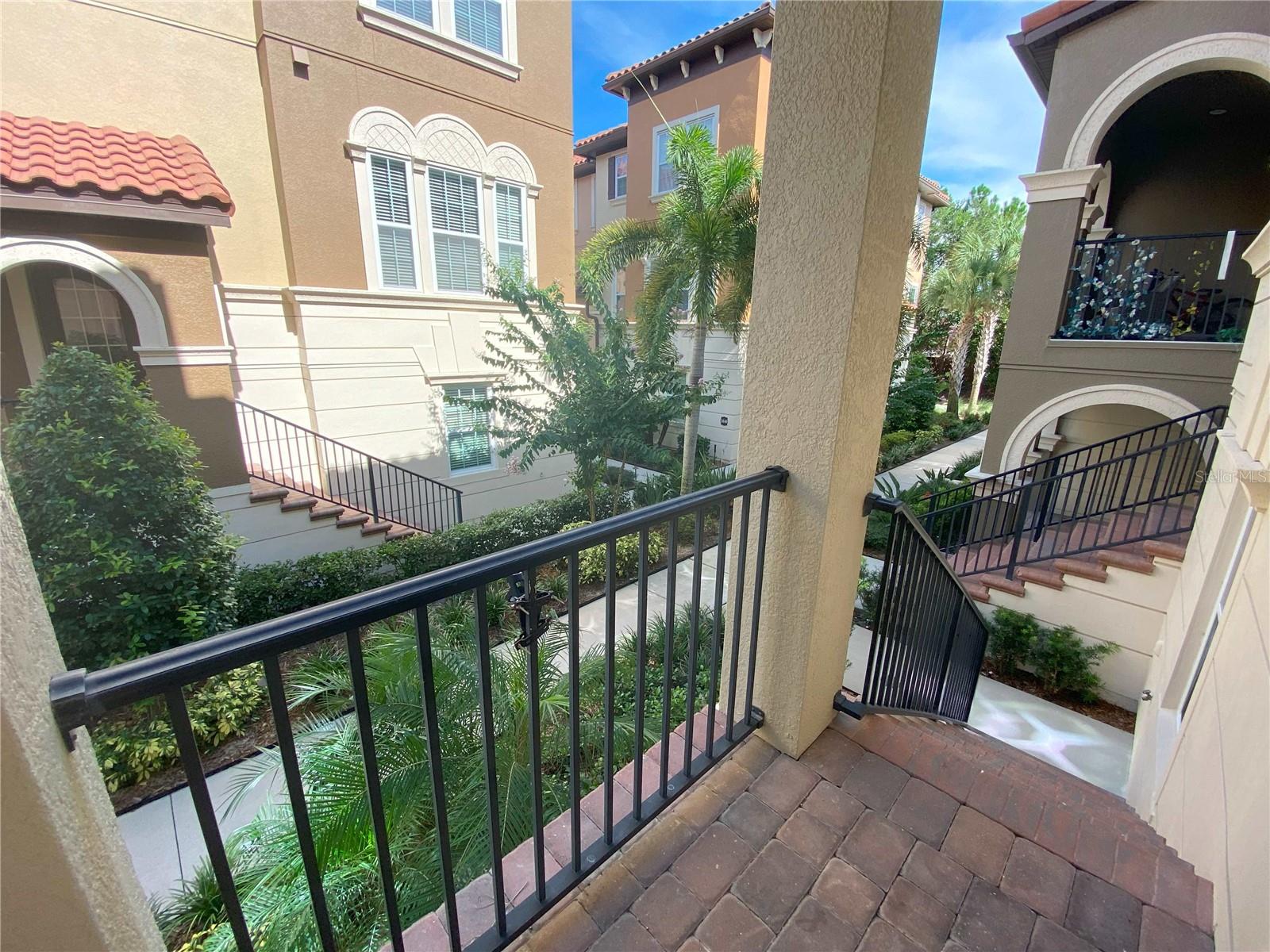 Image 2 of 31 For 1024 Parma Circle