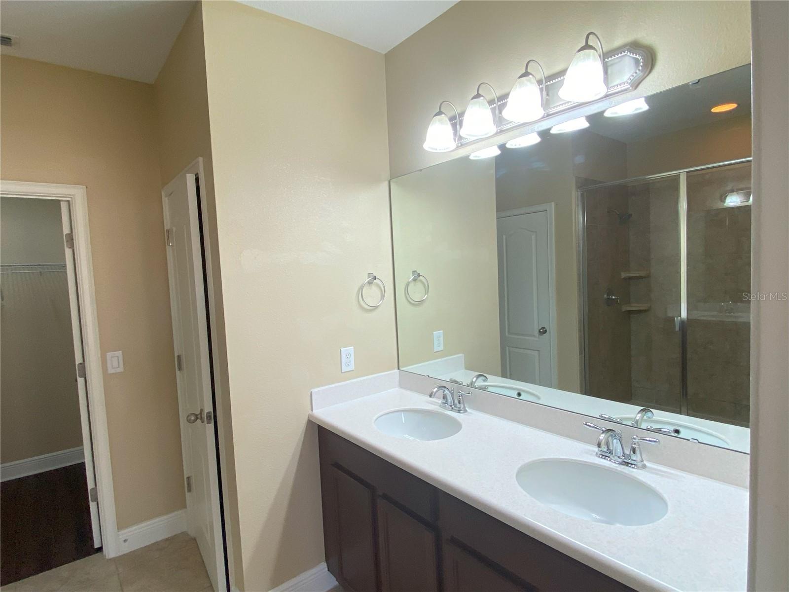 Image 20 of 31 For 1024 Parma Circle