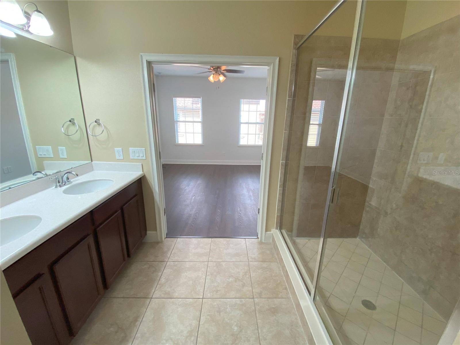 Image 22 of 31 For 1024 Parma Circle