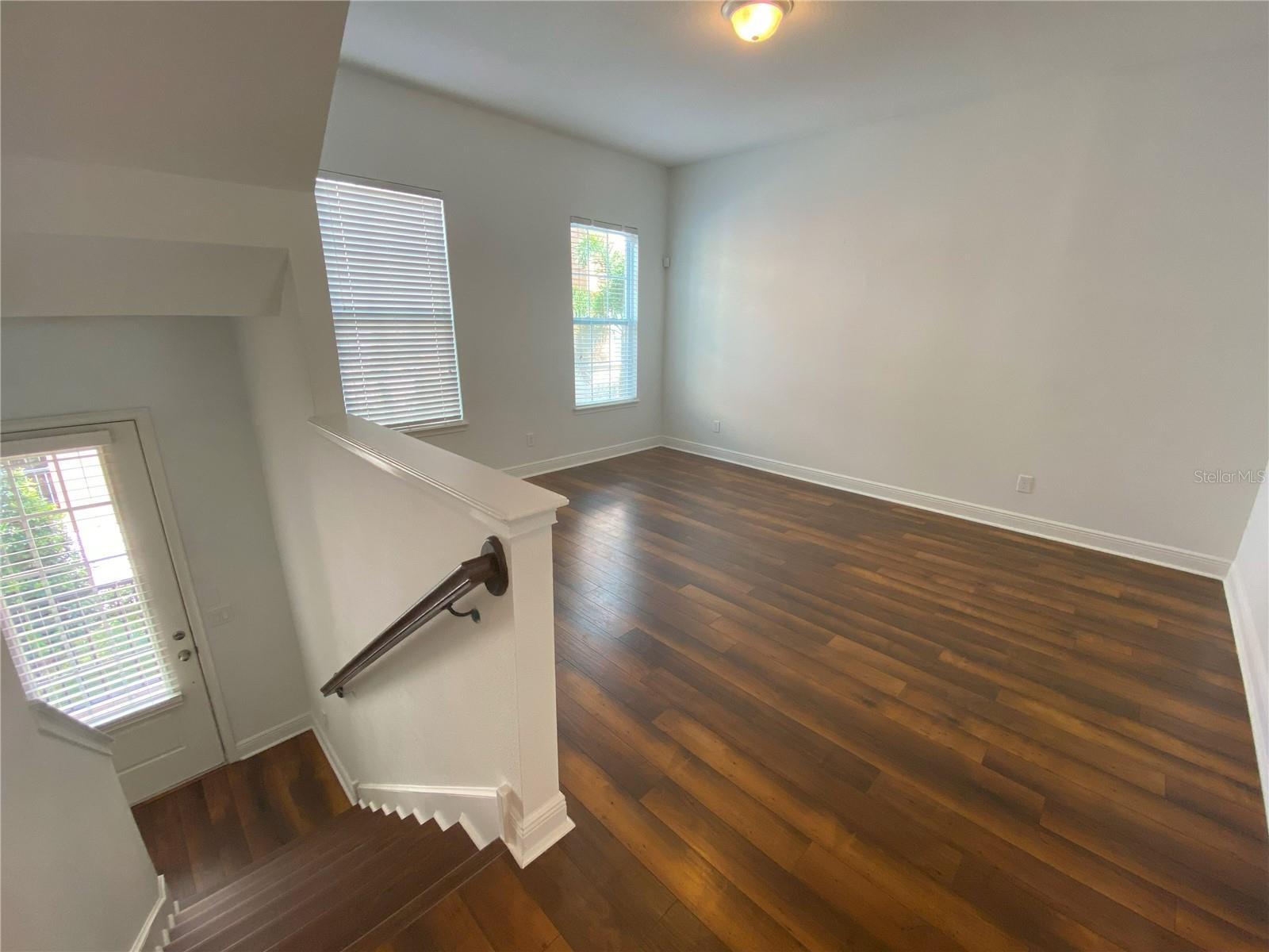 Image 3 of 31 For 1024 Parma Circle