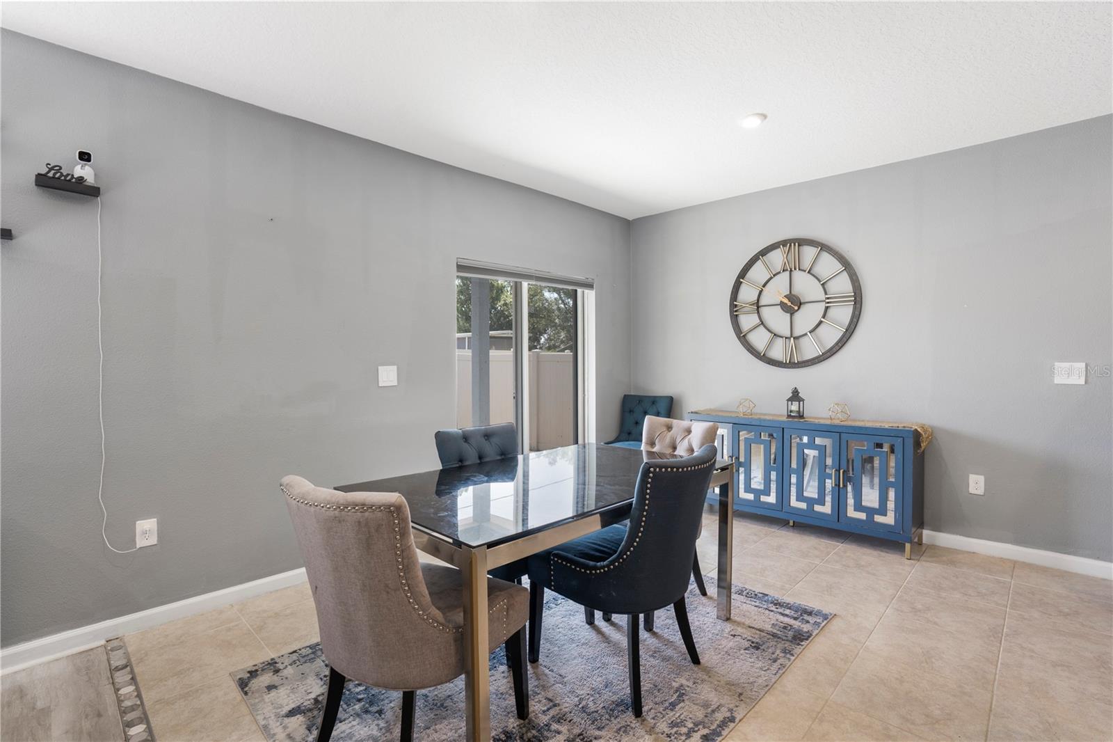 Image 12 of 40 For 217 Fiddlewood Court