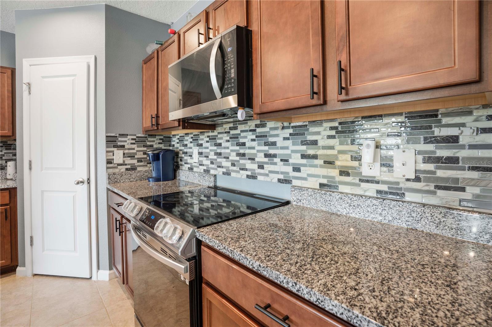 Image 14 of 40 For 217 Fiddlewood Court