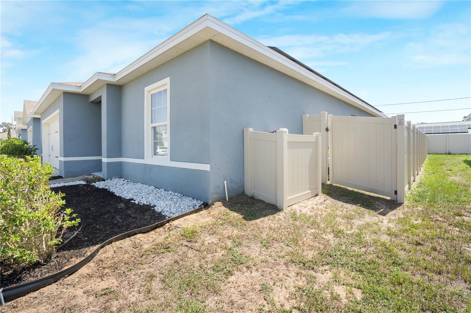 Image 34 of 40 For 217 Fiddlewood Court