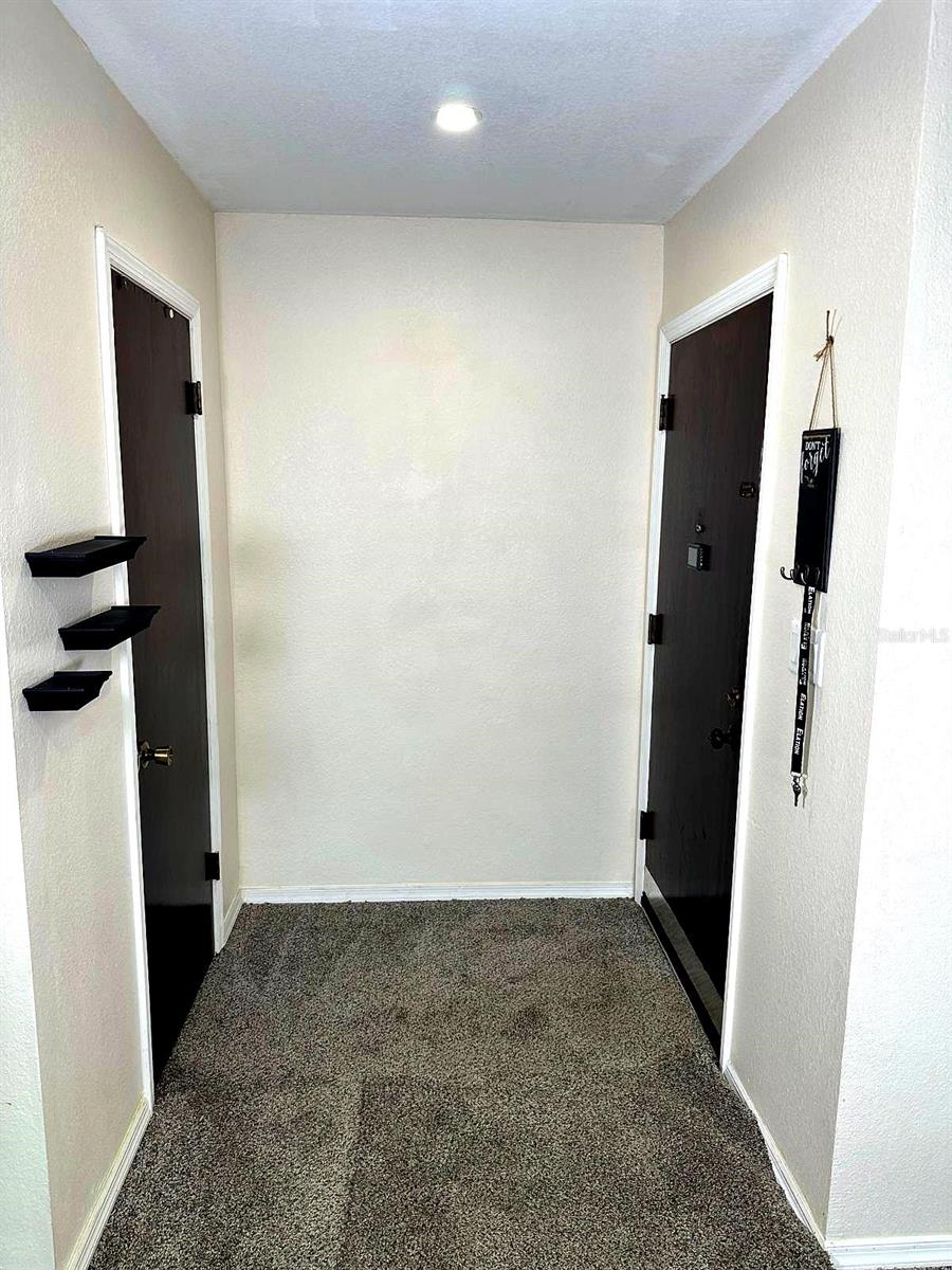 Image 3 of 19 For 113 Springwood Circle 113d