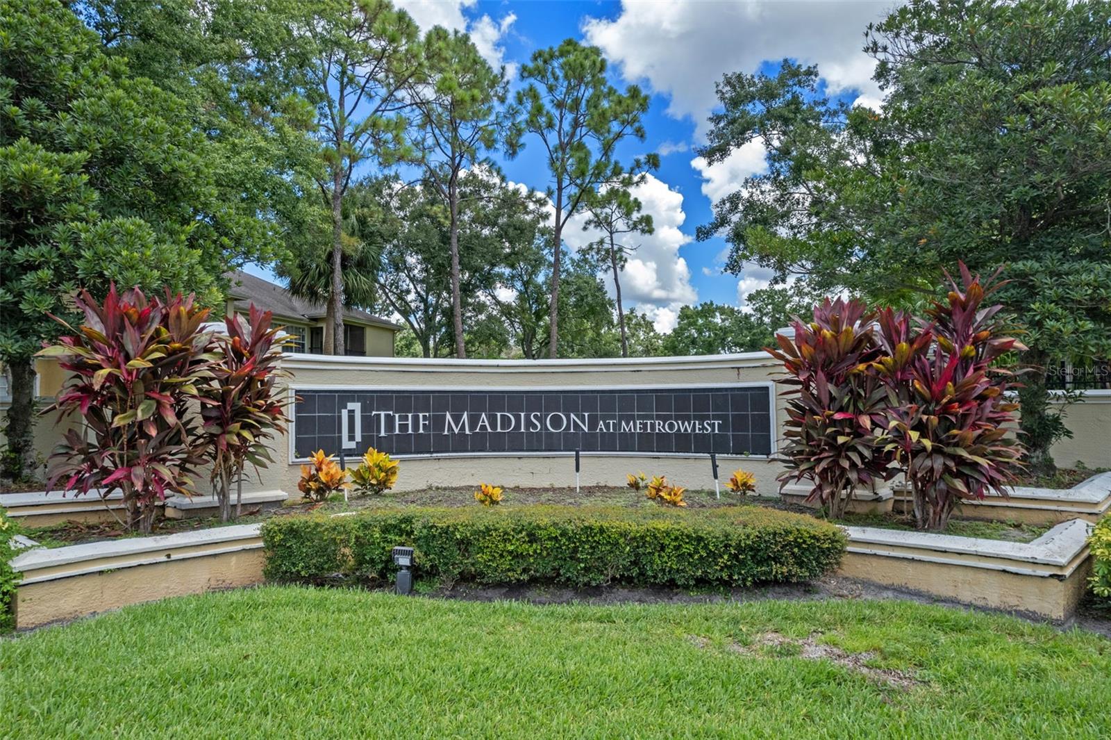 Image 34 of 43 For 2528 Robert Trent Jones Drive 1617
