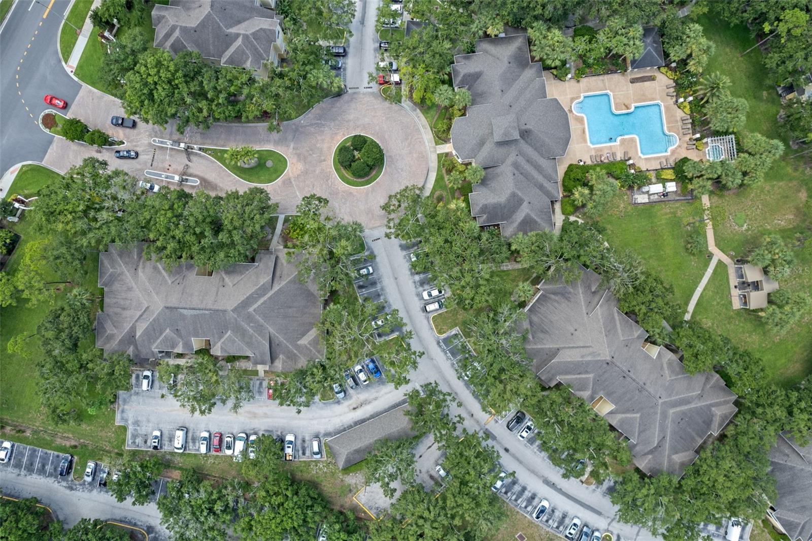Image 40 of 43 For 2528 Robert Trent Jones Drive 1617