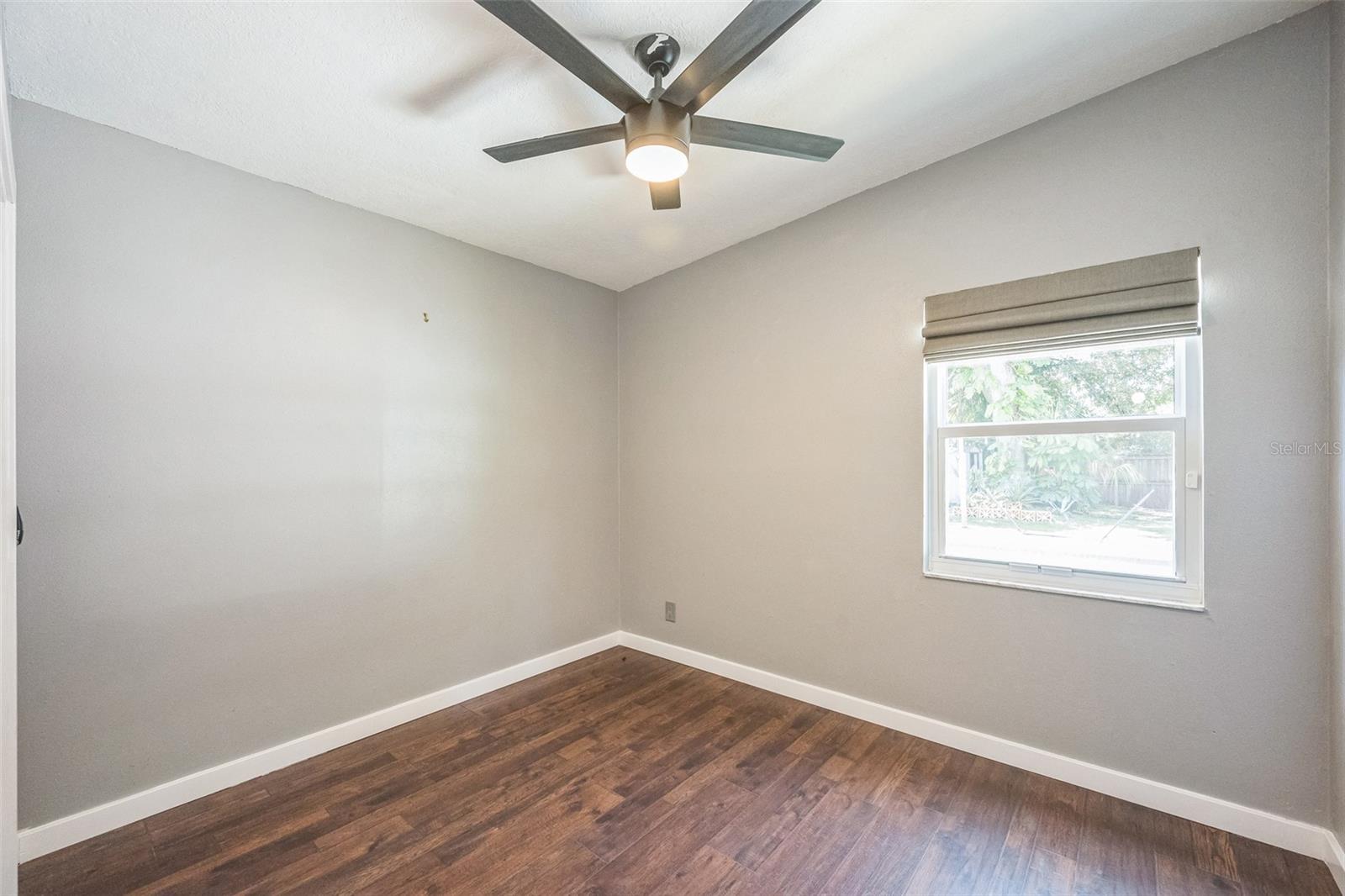 Listing photo id 18 for 4208 Wisconsin Avenue