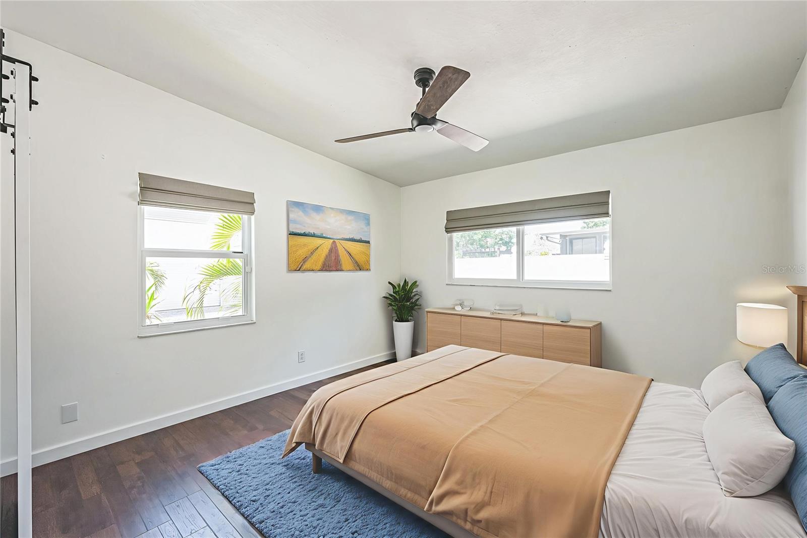 Listing photo id 22 for 4208 Wisconsin Avenue