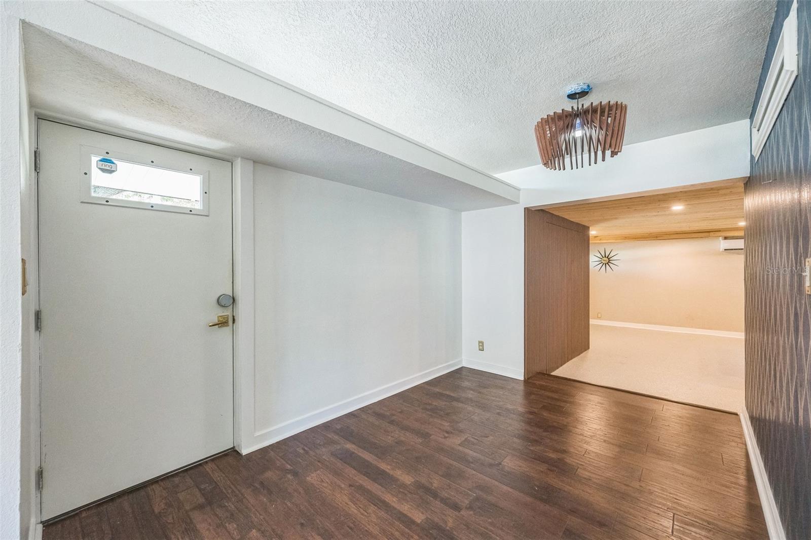 Listing photo id 23 for 4208 Wisconsin Avenue