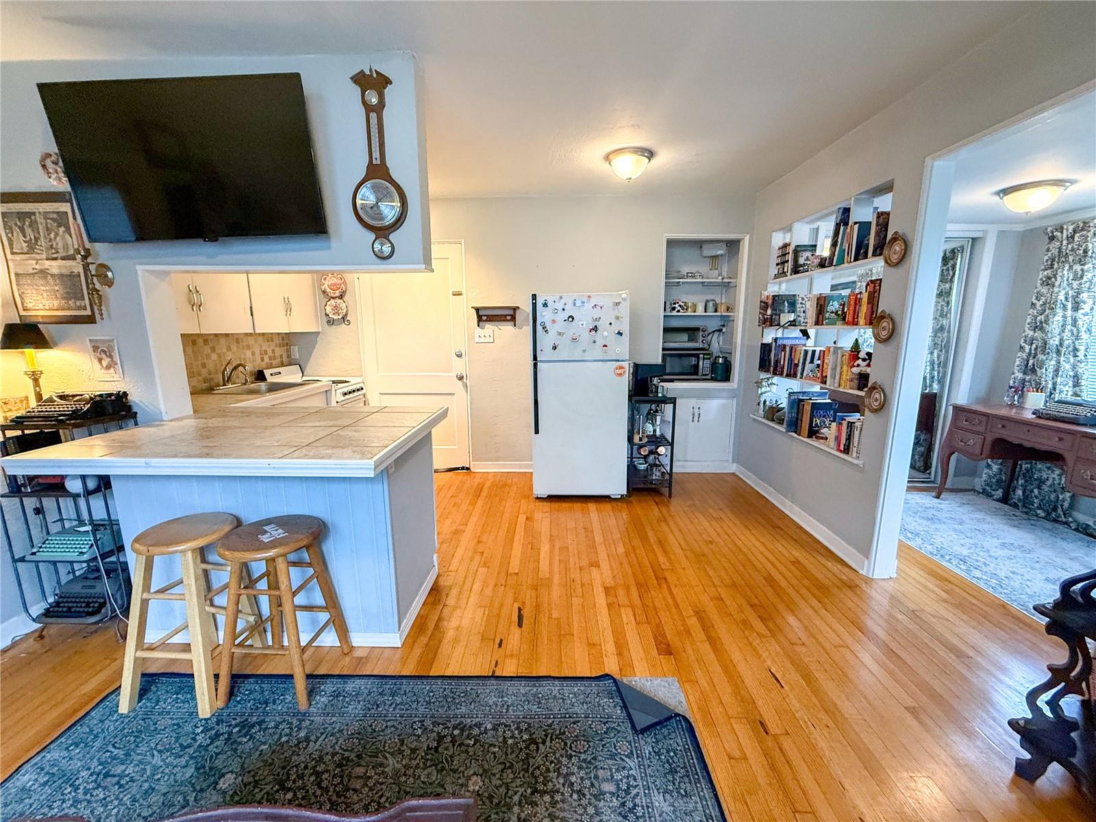 Image 11 of 11 For 732 Summerlin Avenue
