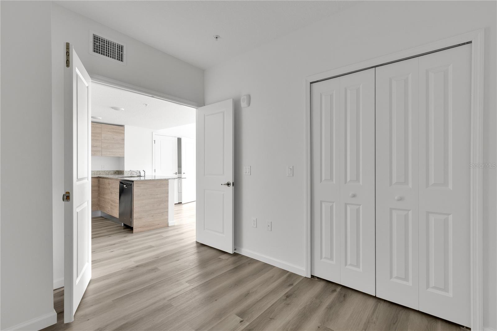 Image 6 of 26 For 1230 Southstation Place 314