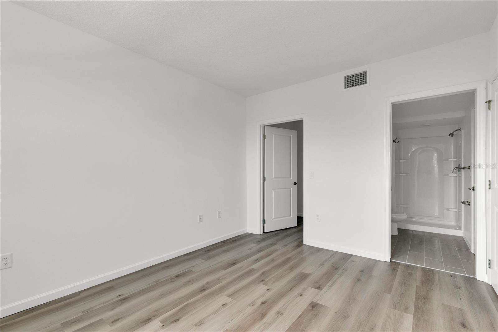 Image 7 of 26 For 1230 Southstation Place 314