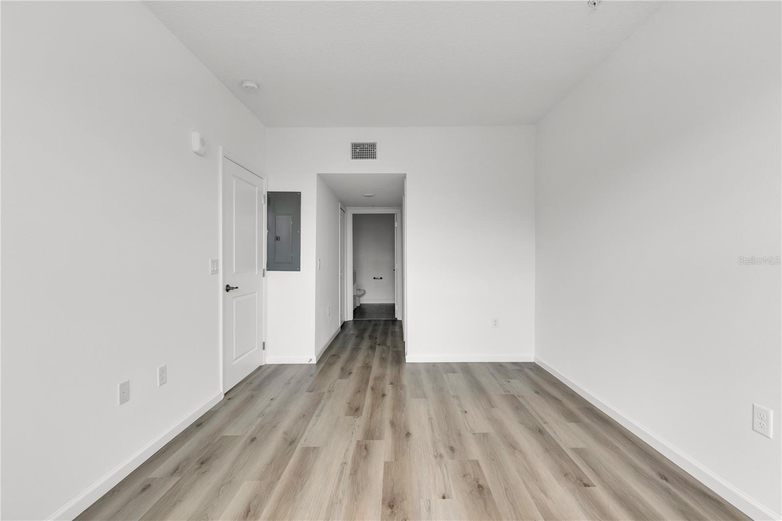 Image 8 of 26 For 1230 Southstation Place 314
