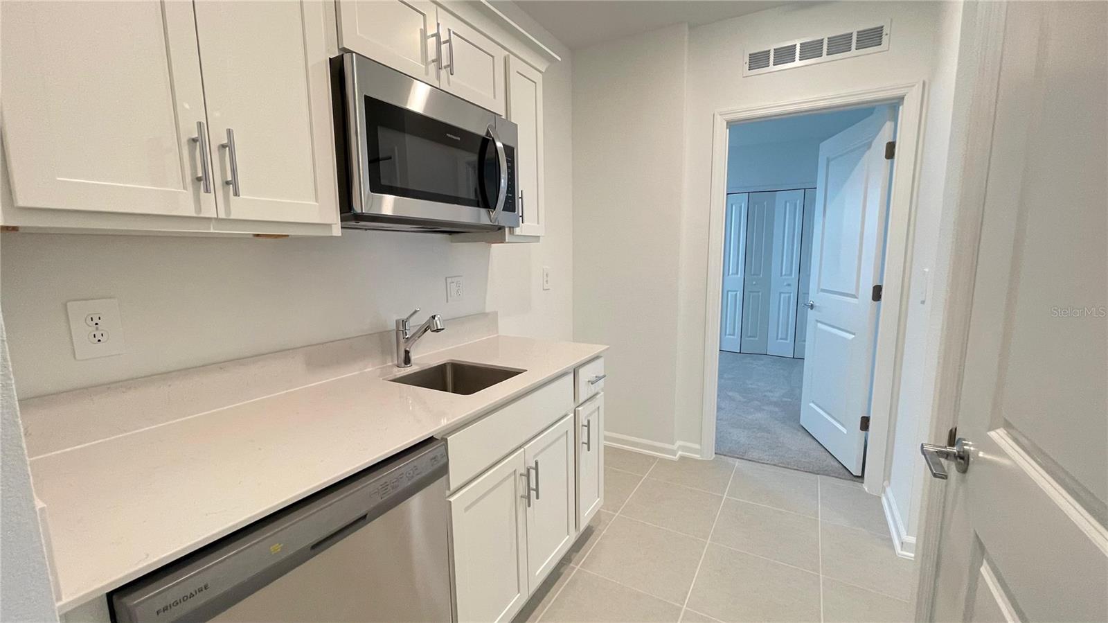 Image 6 of 10 For 2895 Haze Road B