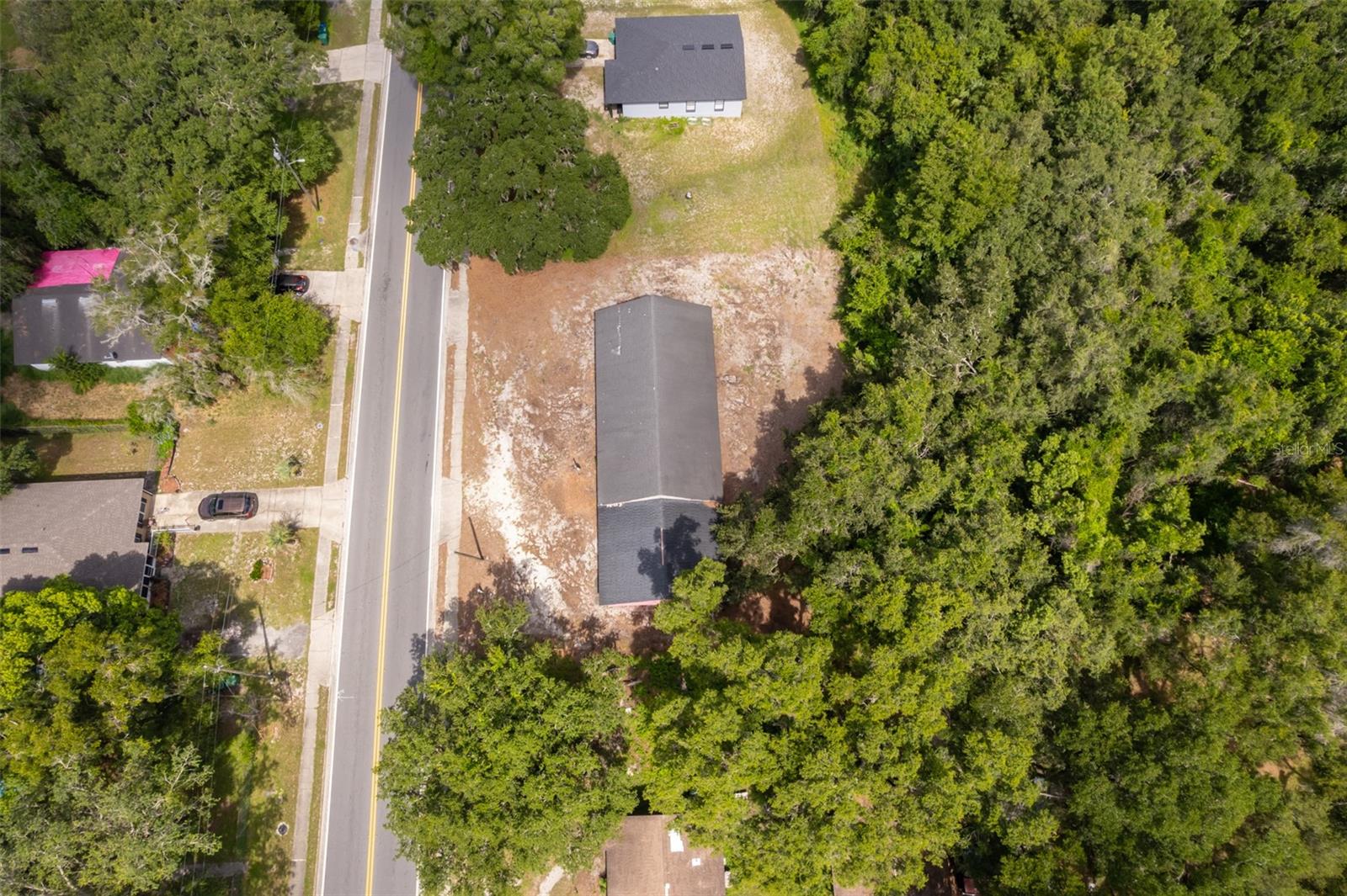 Image 5 of 15 For 601 Kilgore Street