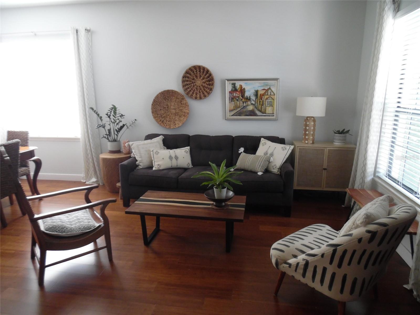 Image 3 of 30 For 2583 Vineyard Circle