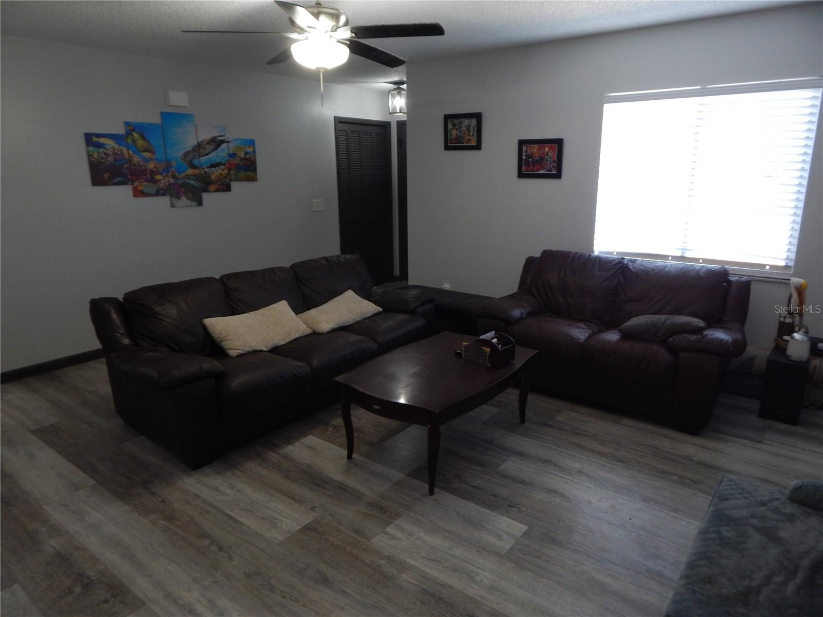 Image 3 of 35 For 413 Springview Drive
