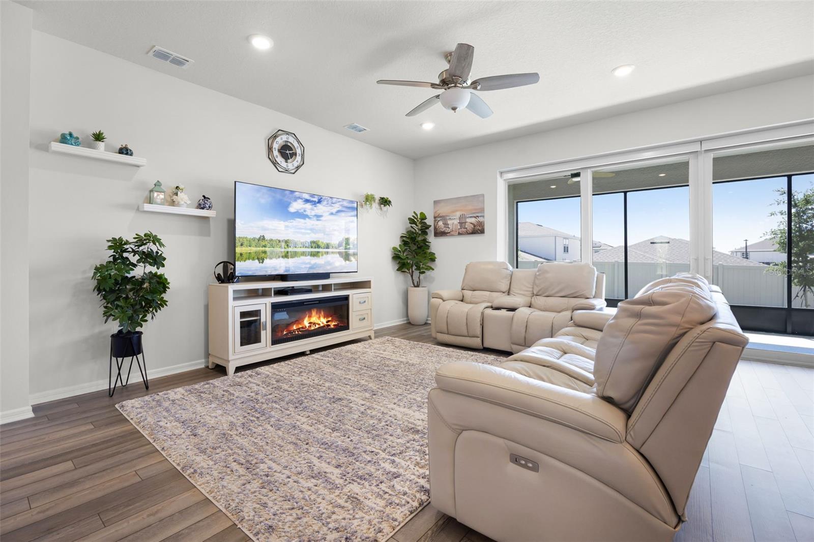 Image 8 of 61 For 7649 Ragusa Way