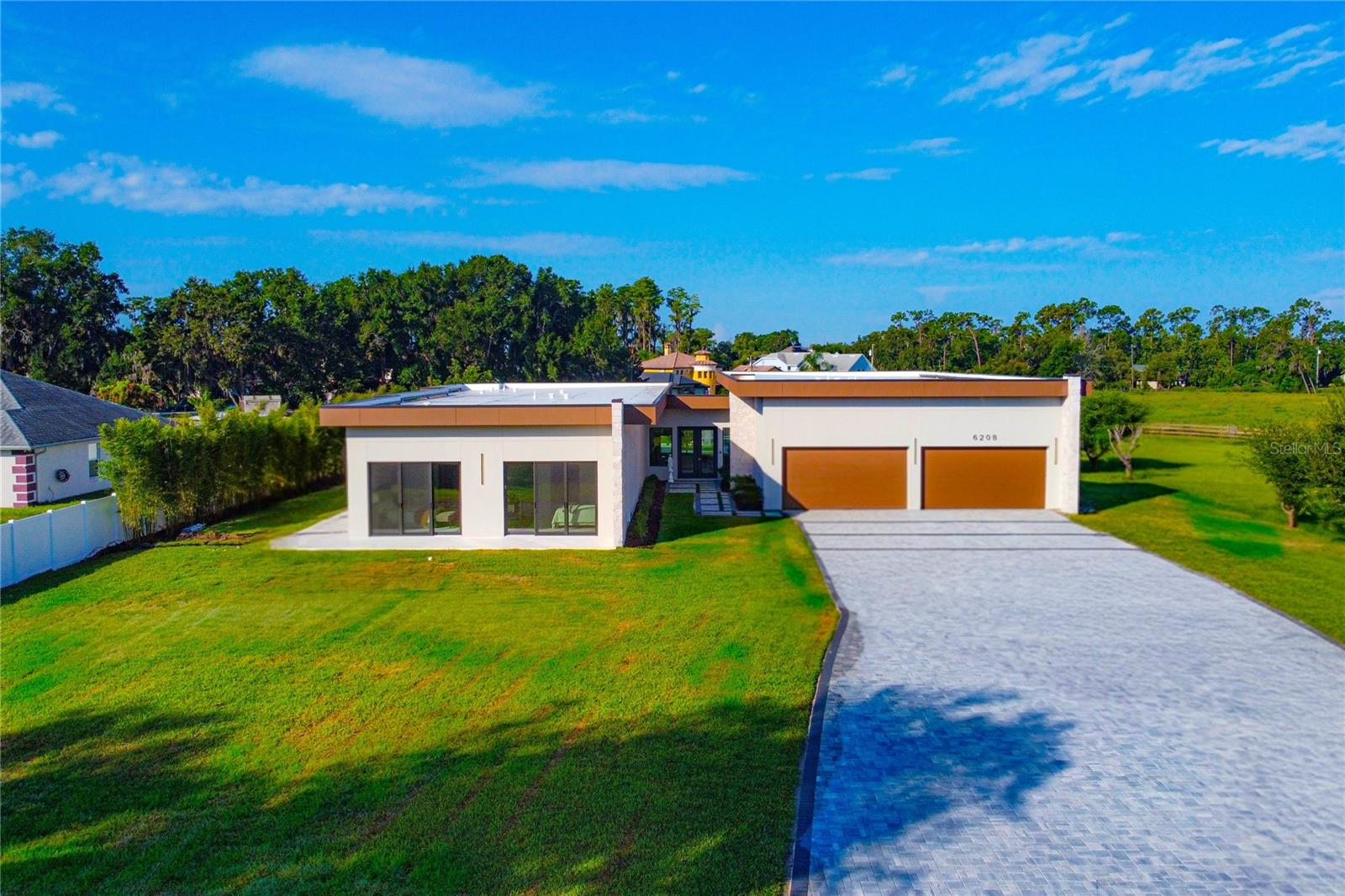 Details for 6208 Winter Garden Vineland Road, WINDERMERE, FL 34786