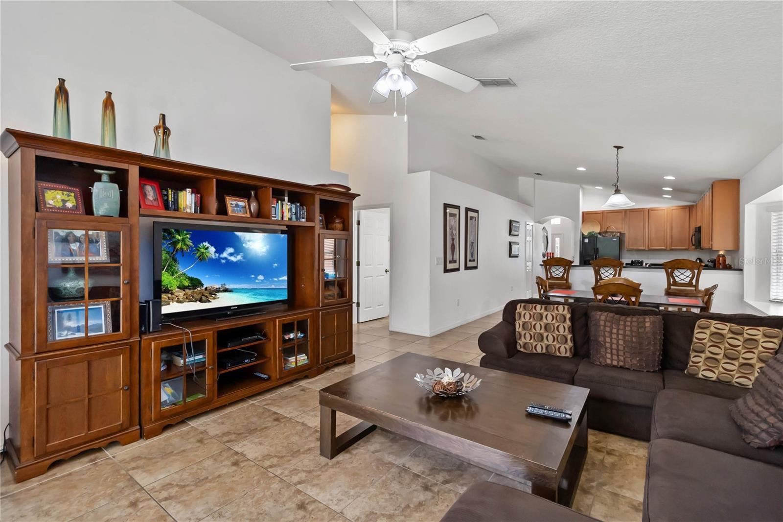 Image 12 of 37 For 814 Orange Cosmos Boulevard