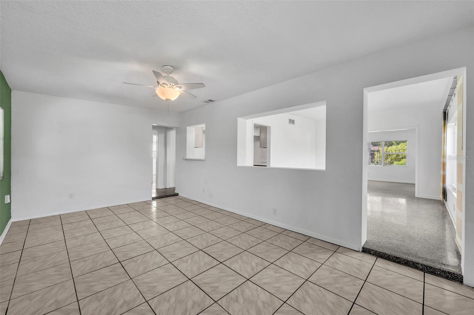 Image 12 of 30 For 1601 Triangle Avenue