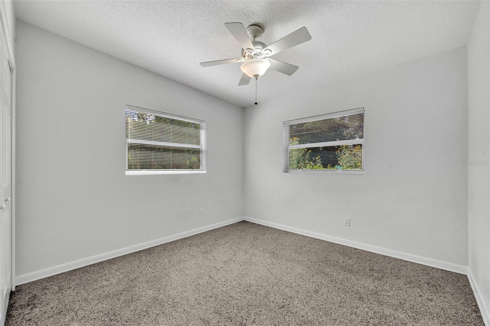 Image 17 of 30 For 1601 Triangle Avenue