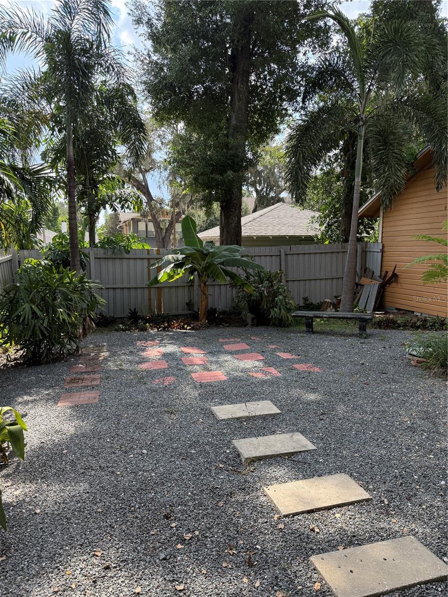 Image 19 of 19 For 708 Hillcrest Street