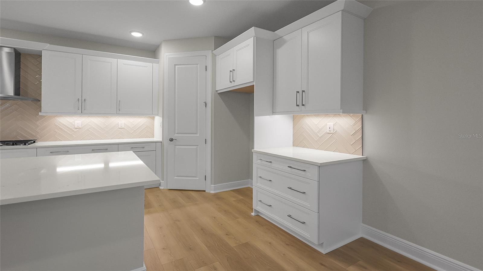 Image 6 of 50 For 4994 Fairhope Circle