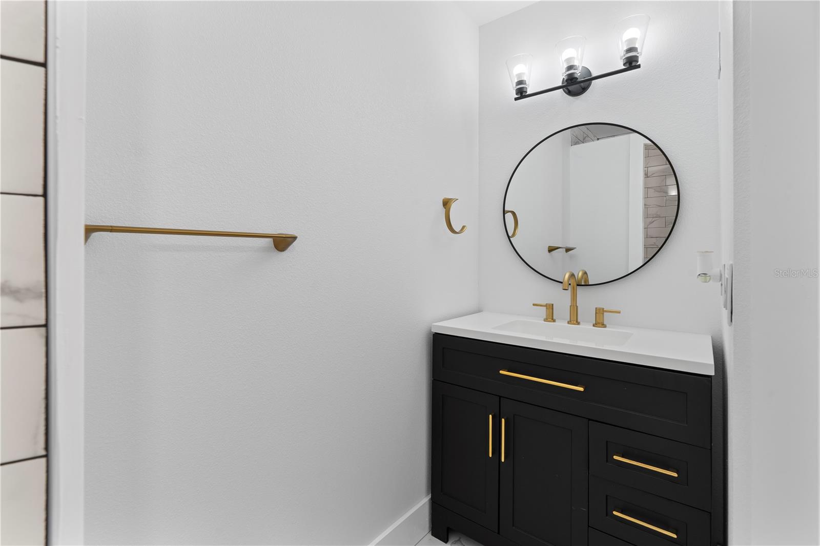 Image 12 of 24 For 4026 Shannon Brown Drive