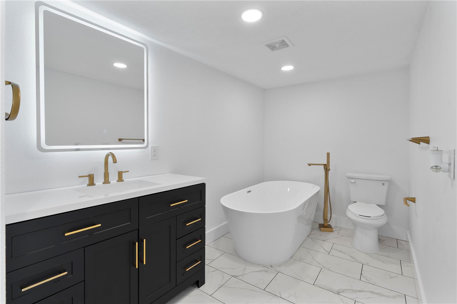 Image 23 of 24 For 4026 Shannon Brown Drive