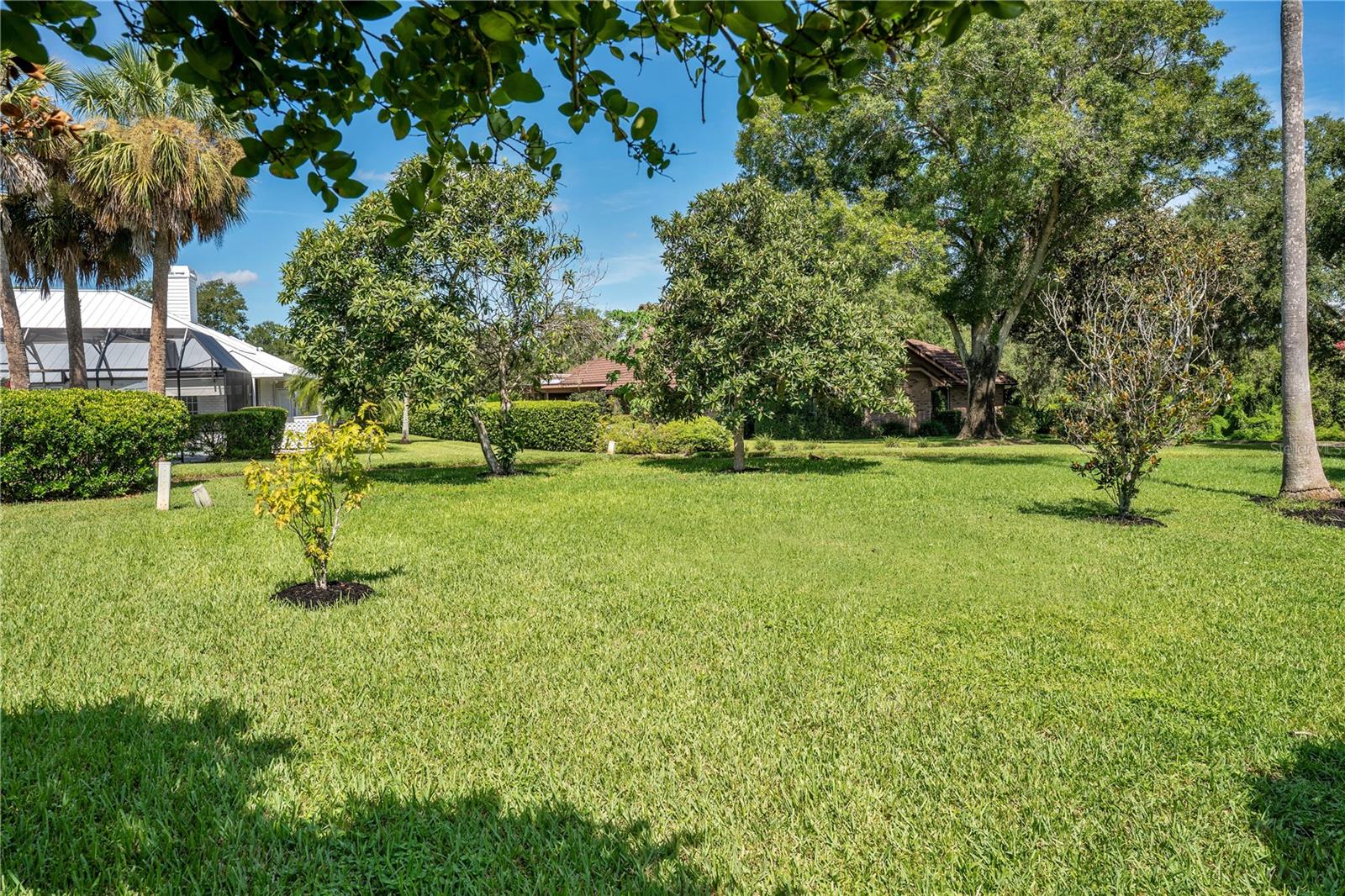 Image 49 of 67 For 7906 Lost Cove Court