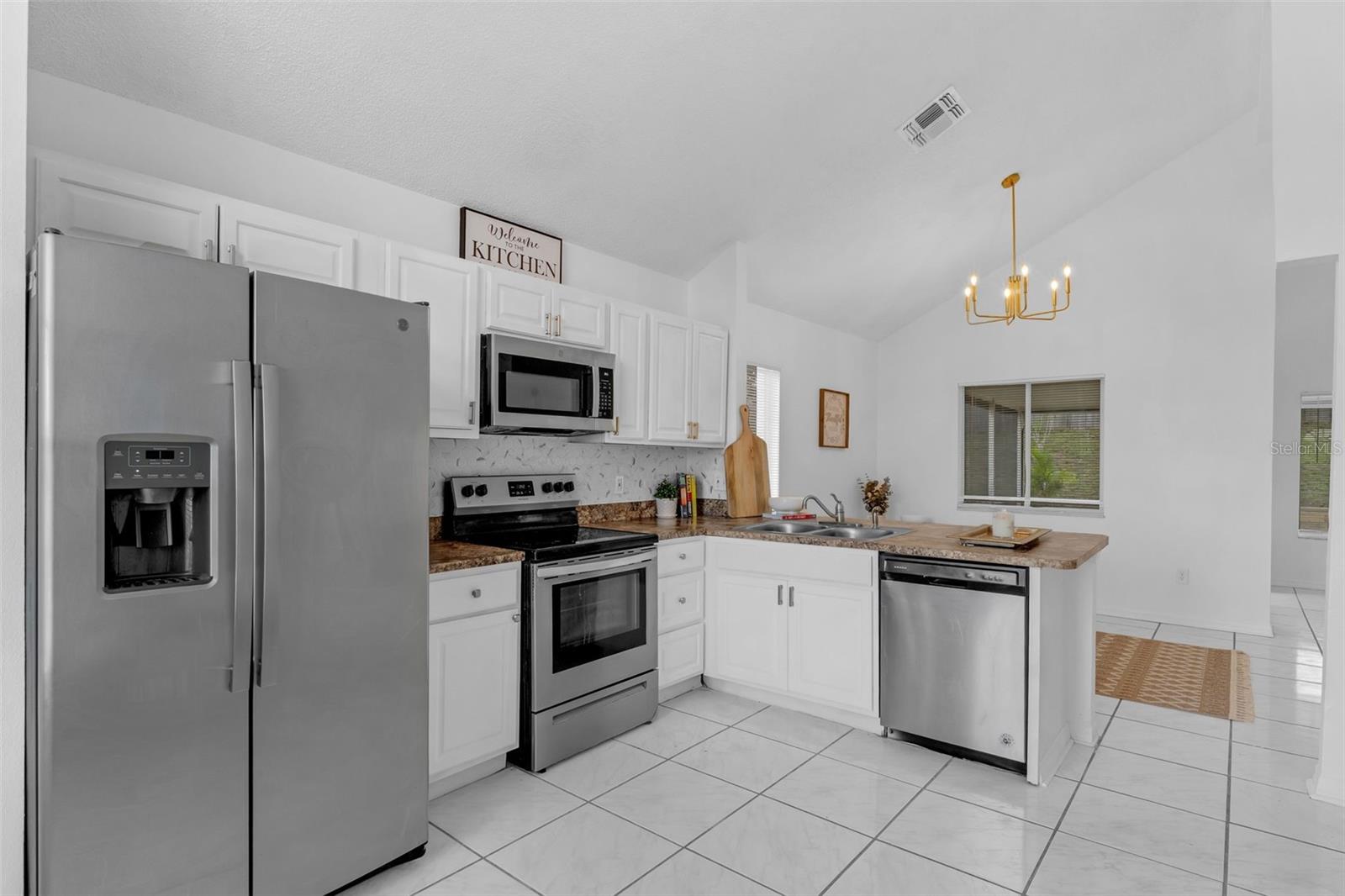 Image 3 of 37 For 6742 Callie Road