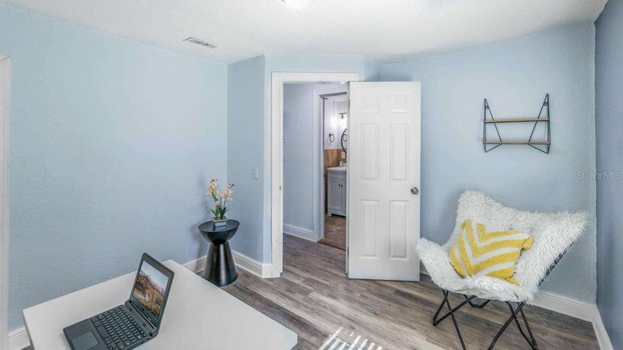 Image 10 of 26 For 7508 Carolyn Avenue