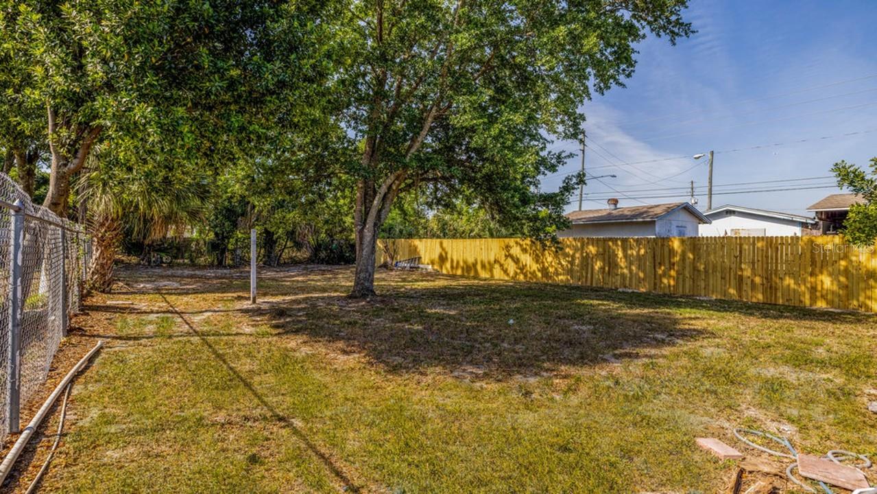 Image 21 of 26 For 7508 Carolyn Avenue