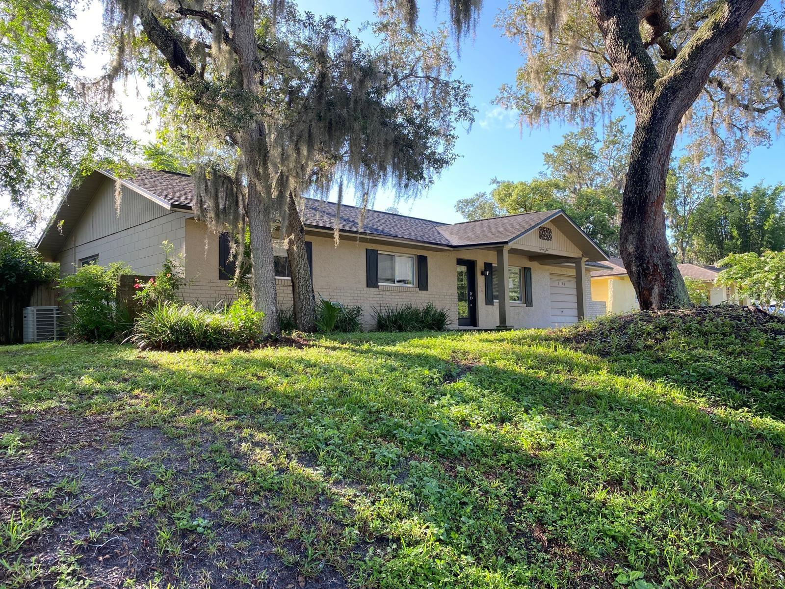 Image 2 of 59 For 1510 Pelican Street