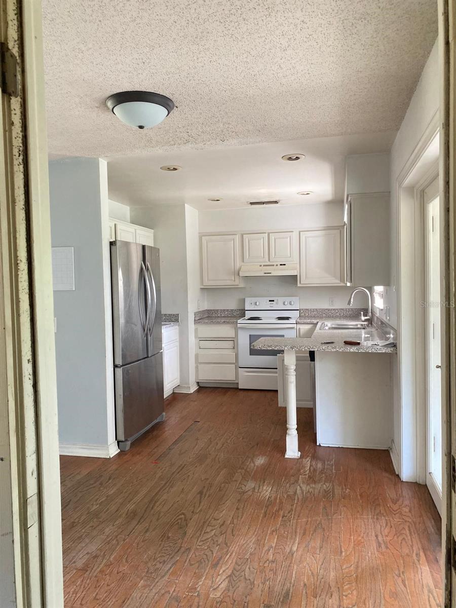 Image 41 of 59 For 1510 Pelican Street