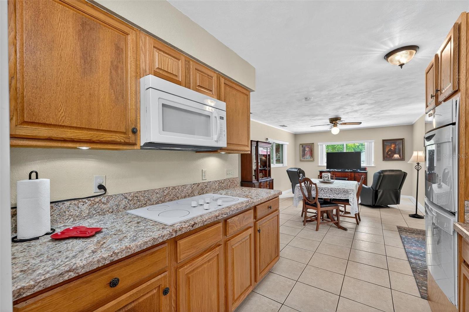 Image 39 of 90 For 2710 Westside Drive
