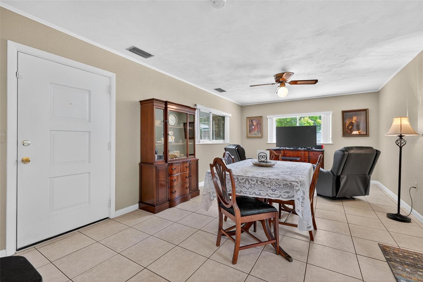 Image 40 of 90 For 2710 Westside Drive